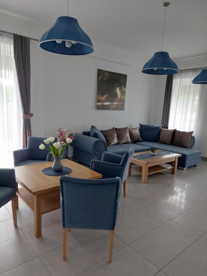 Hedervari Lovas Vendeghaz Exterior foto